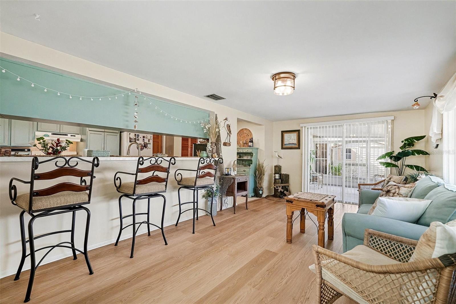 LA VILLA GARDENS - Residential