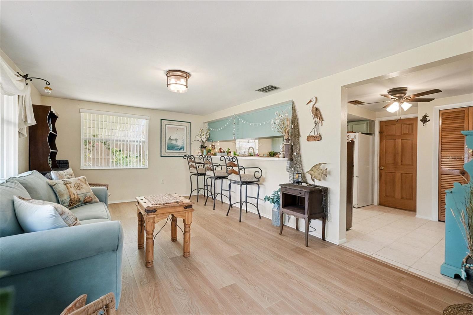 LA VILLA GARDENS - Residential