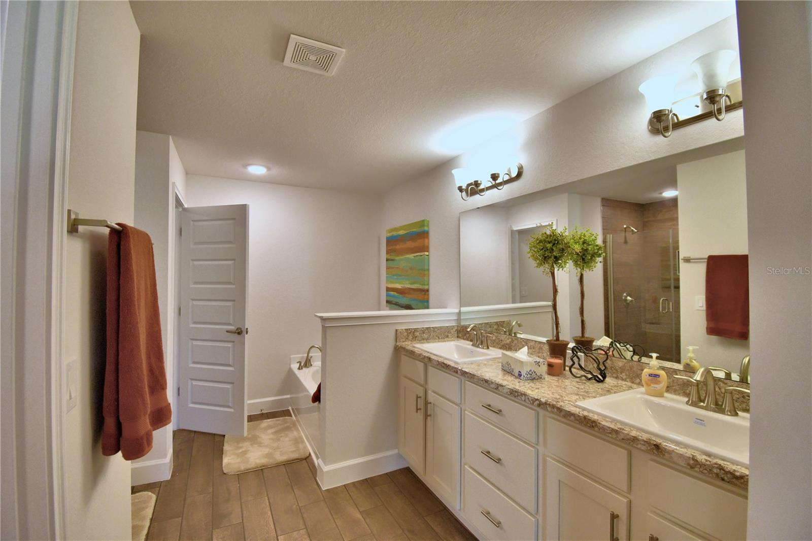 MAGNOLIA PARK - Residential