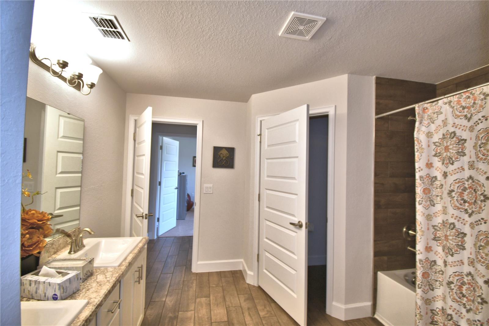 MAGNOLIA PARK - Residential