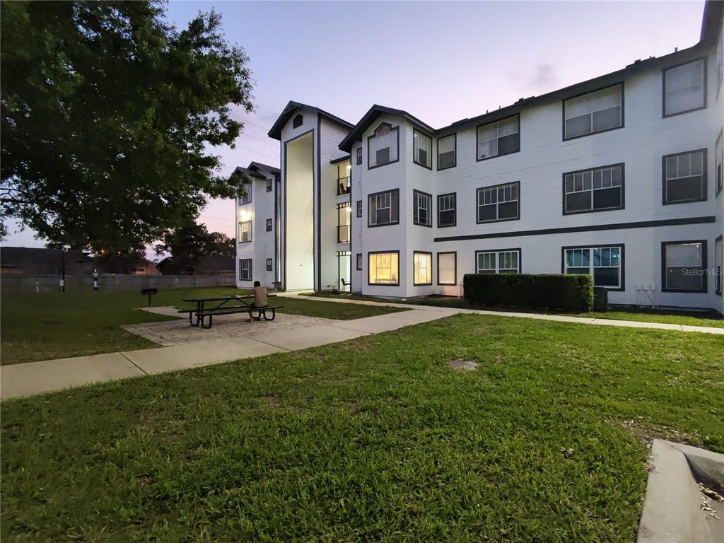 Photo of 2208 Antigua Place #916, Kissimmee, FL 34741 (MLS # O6445397)
