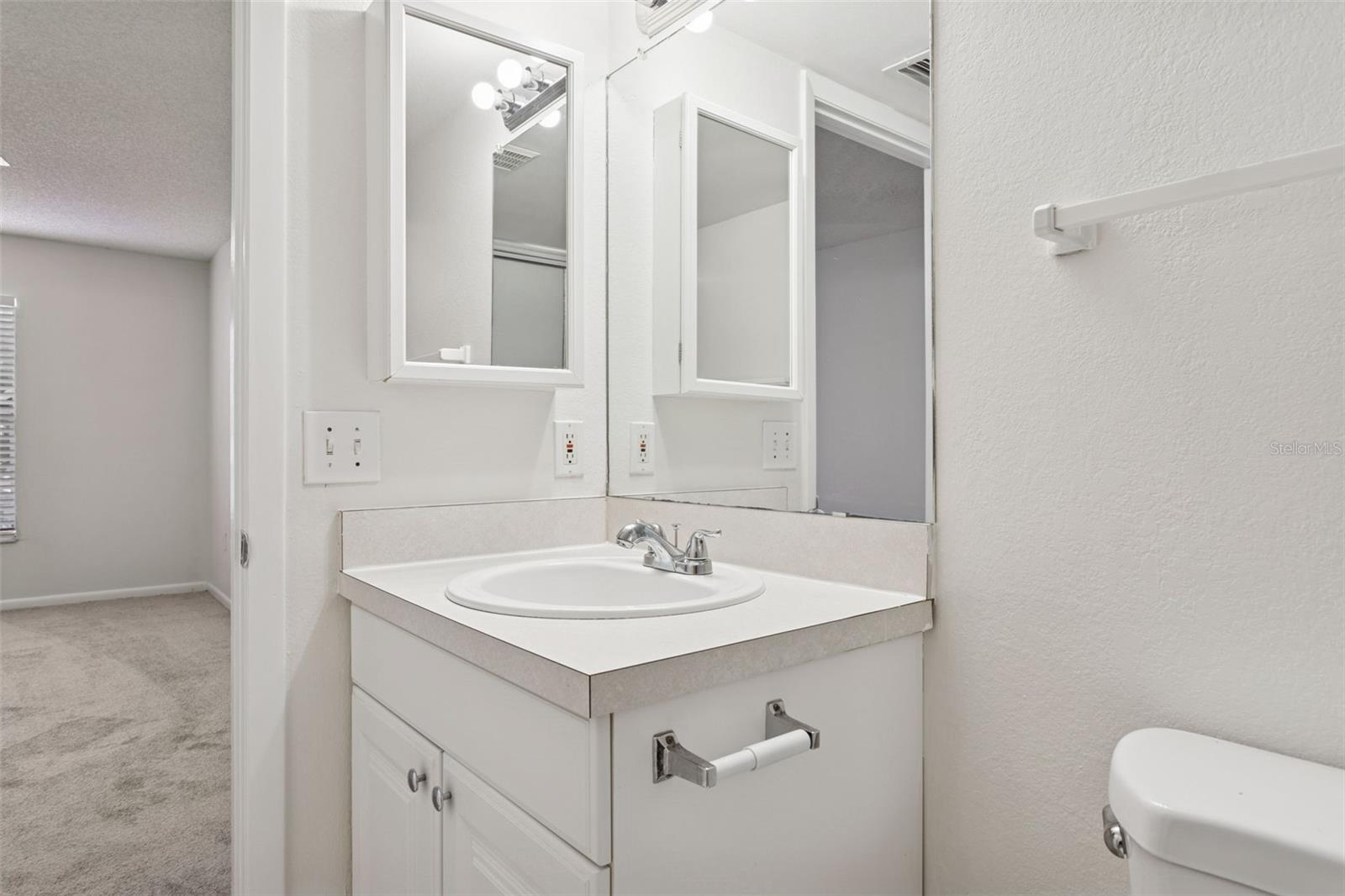 MEADOWLAKE PALM HARBOR CONDO - Residential Lease