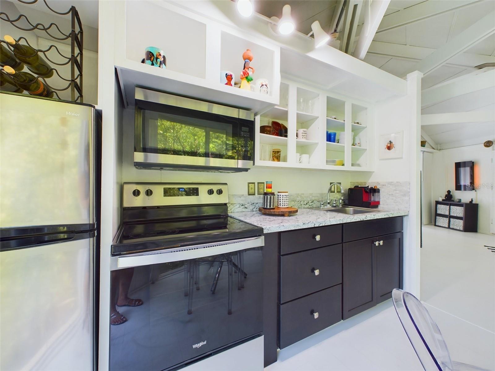 GRENELEFE LAKE LOFT CONDO UNIT 01 PH 01 - Residential