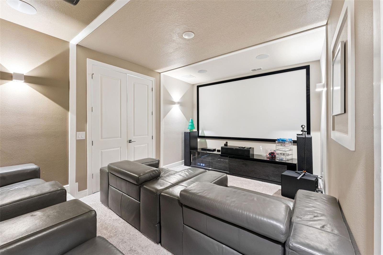 TWINWATERS - Residential