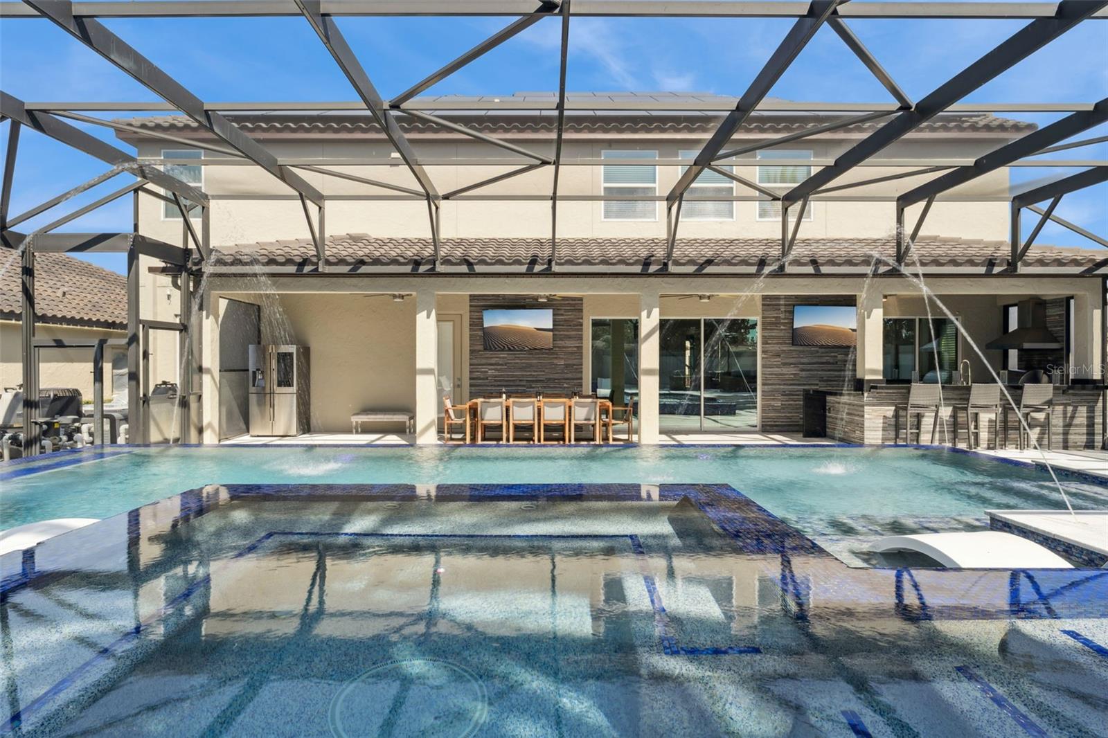 TWINWATERS - Residential