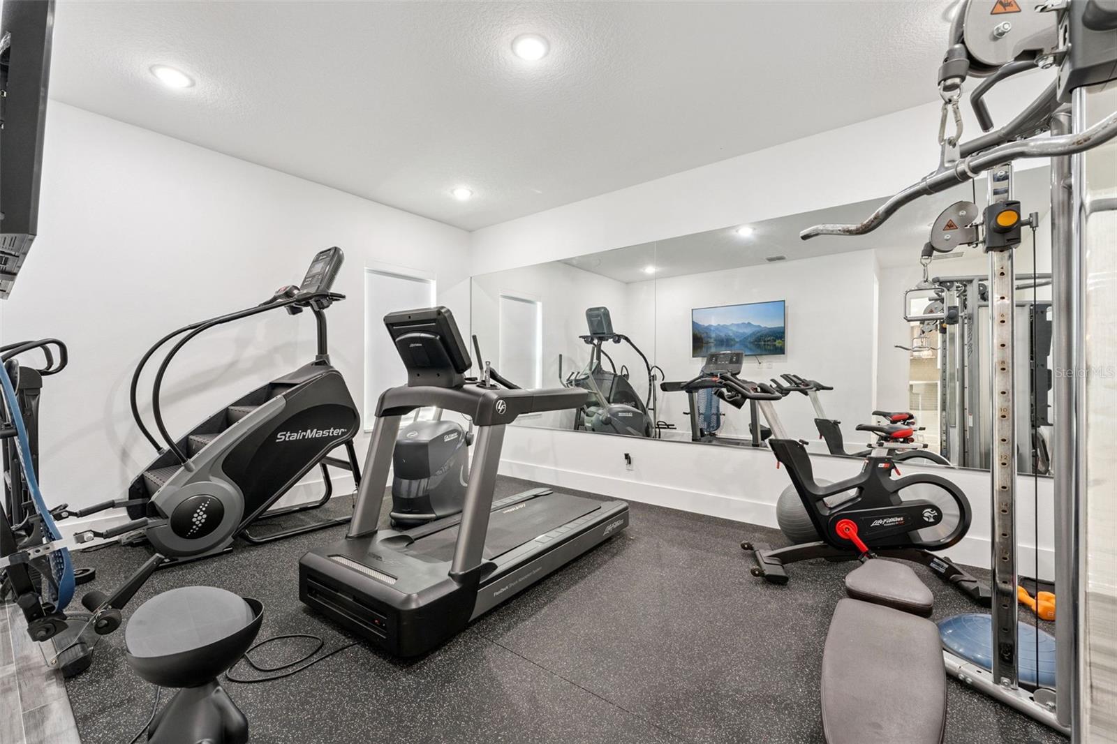 TWINWATERS - Residential