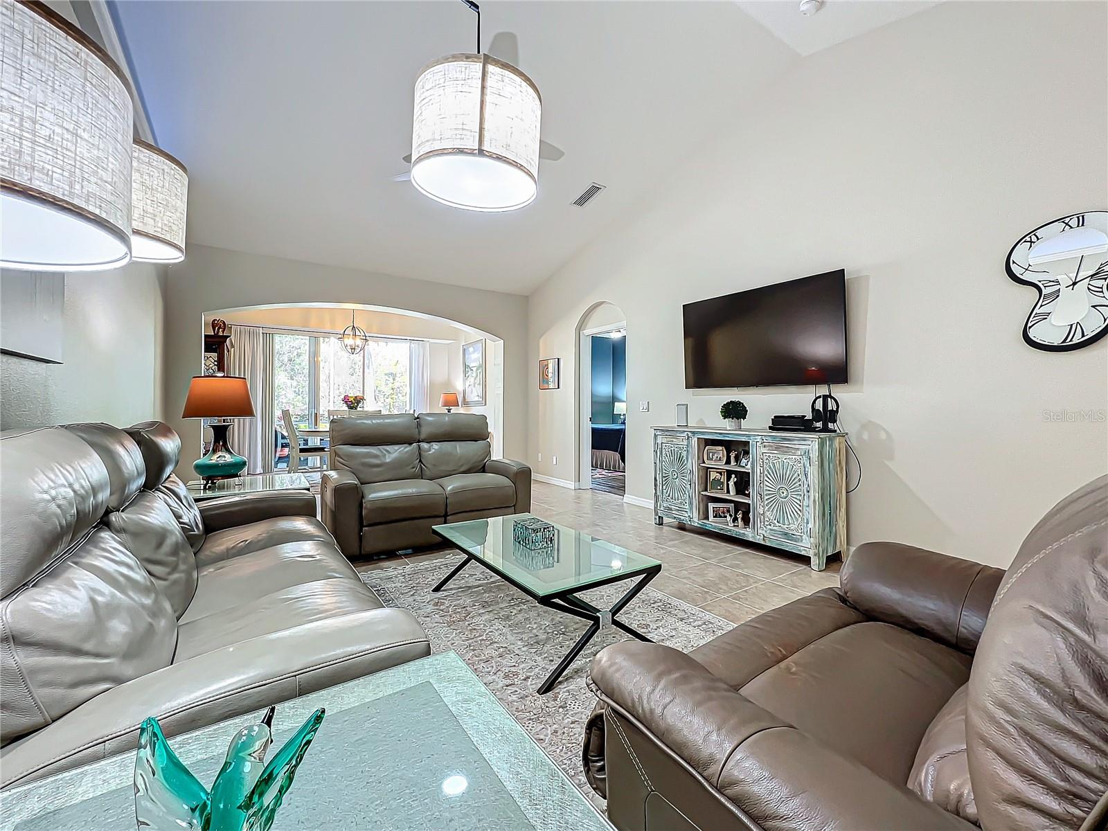 1577 MONARCH DRIVE 1577