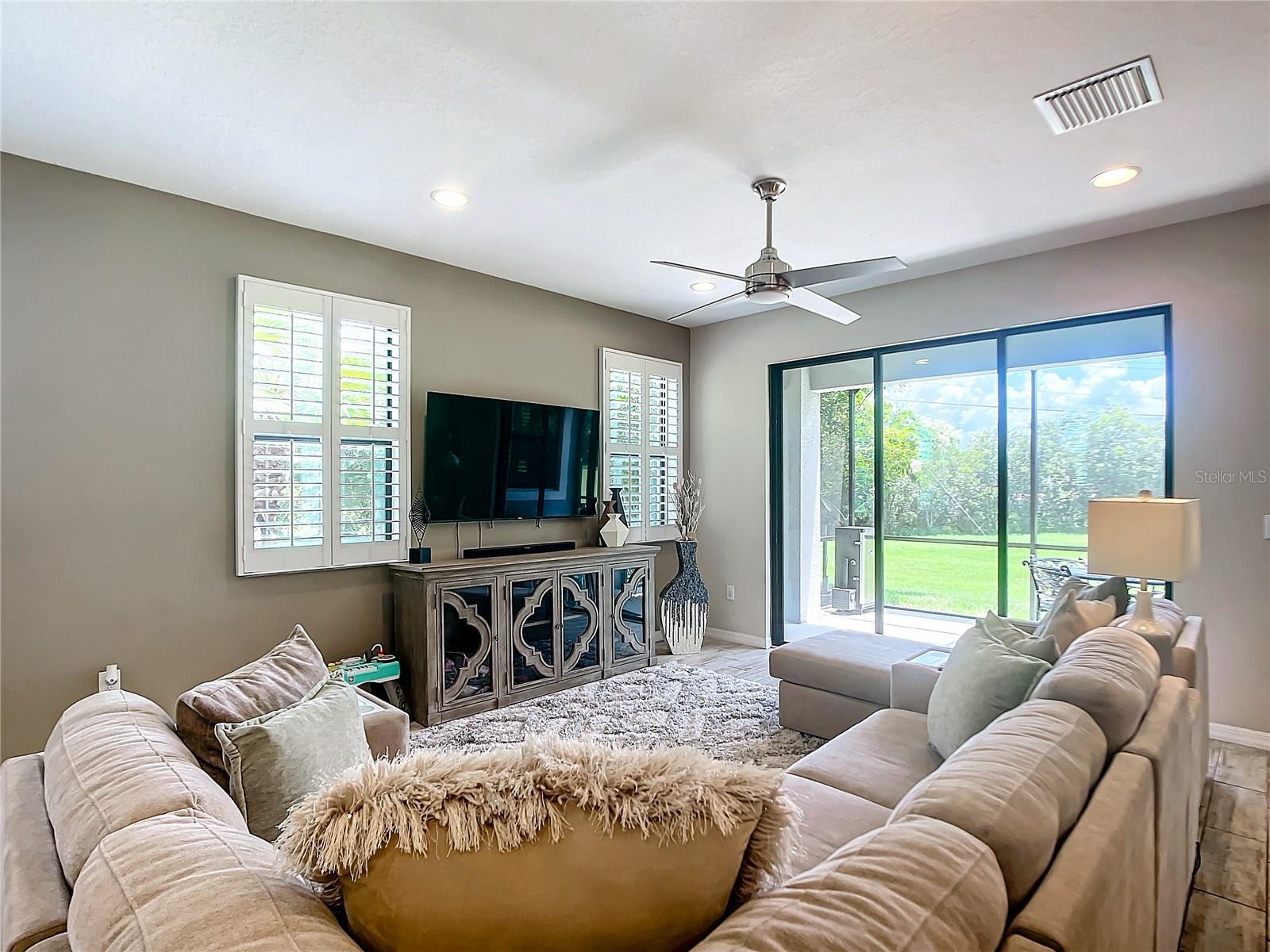 MAPLE GLEN/7 OAKS - Residential