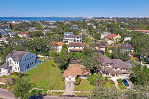 A home in TAMPA