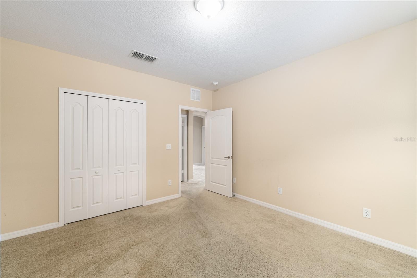 LEESBURG ARLINGTON RIDGE PH 02 - Residential