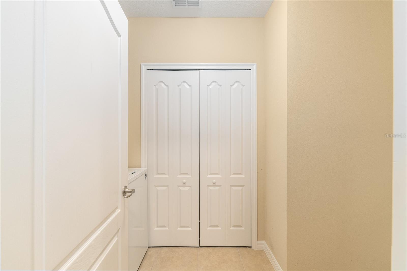 LEESBURG ARLINGTON RIDGE PH 02 - Residential