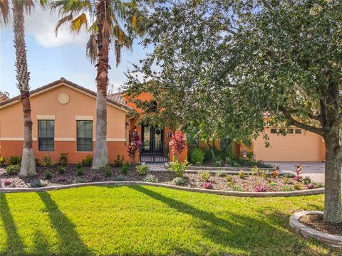 Photo of 915 SAN RAPHAEL STREET, POINCIANA, FL 34759 (MLS # S5077815)