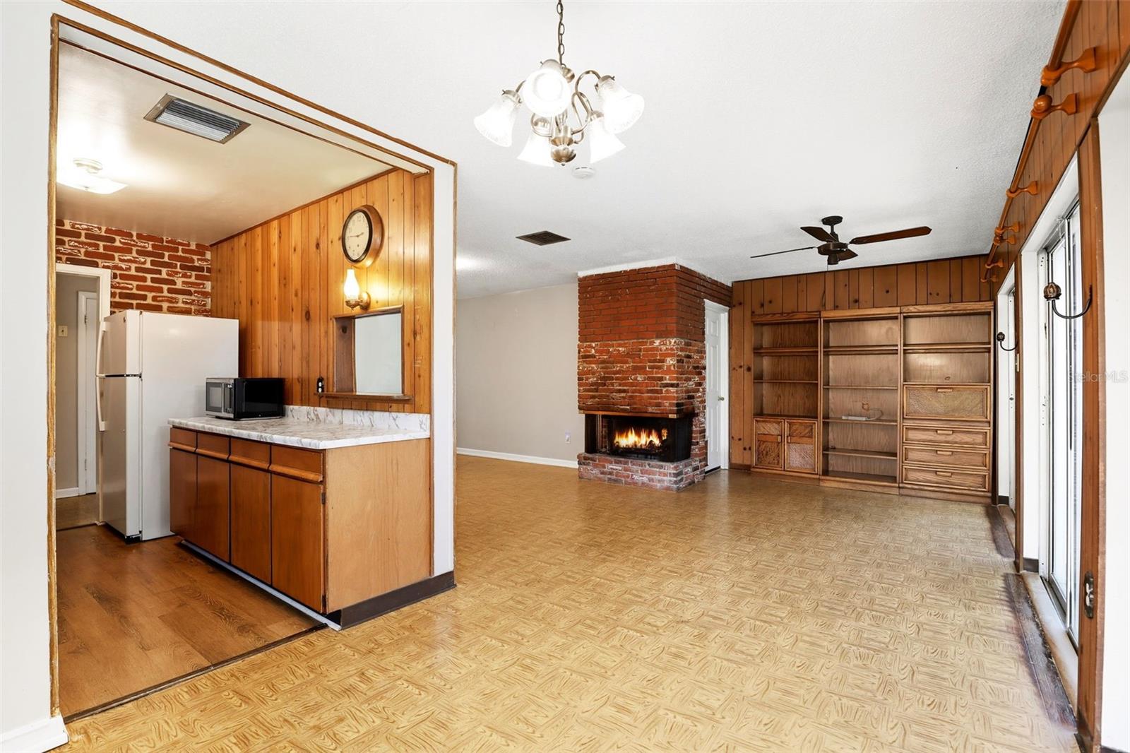 CONWILL ESTATES - Residential Lease