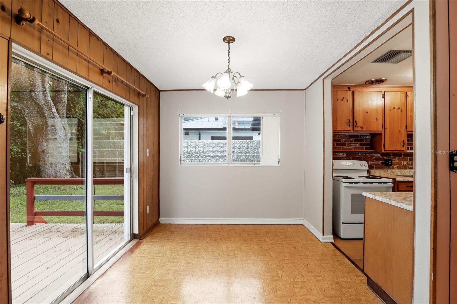 CONWILL ESTATES - Residential Lease