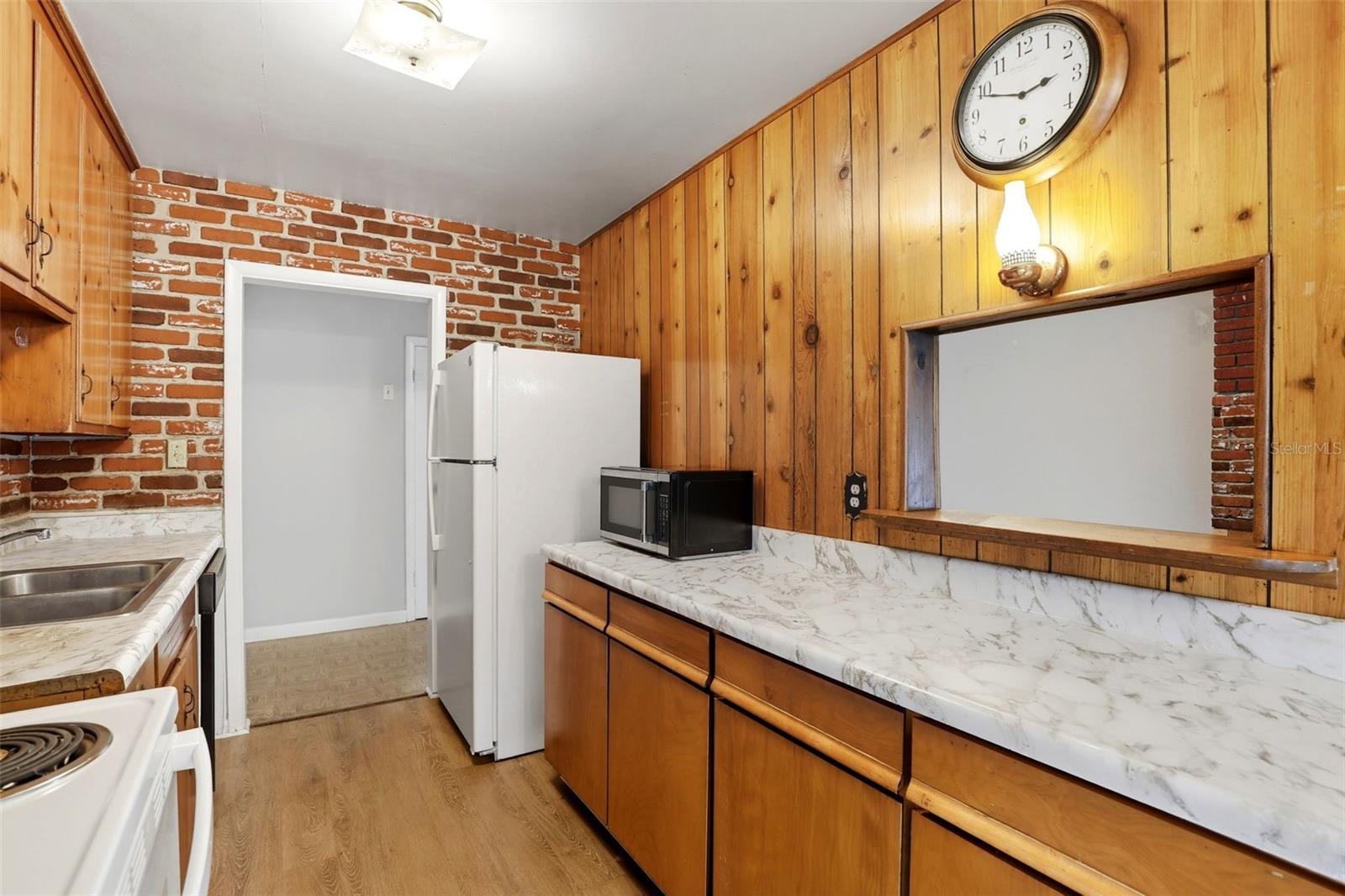 CONWILL ESTATES - Residential Lease