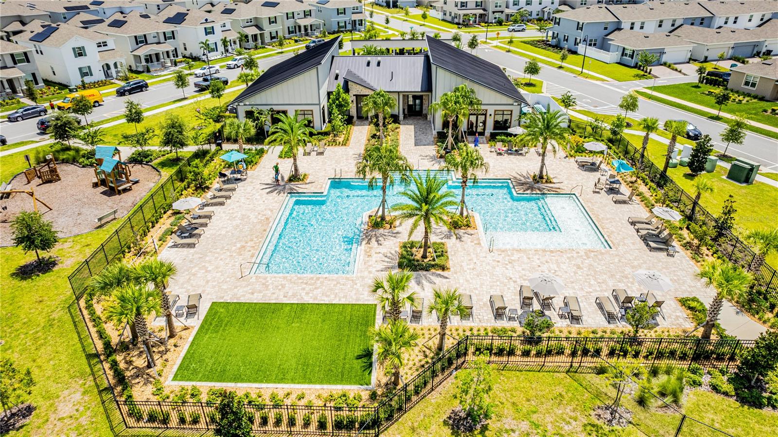 STOREY PARK - Residential