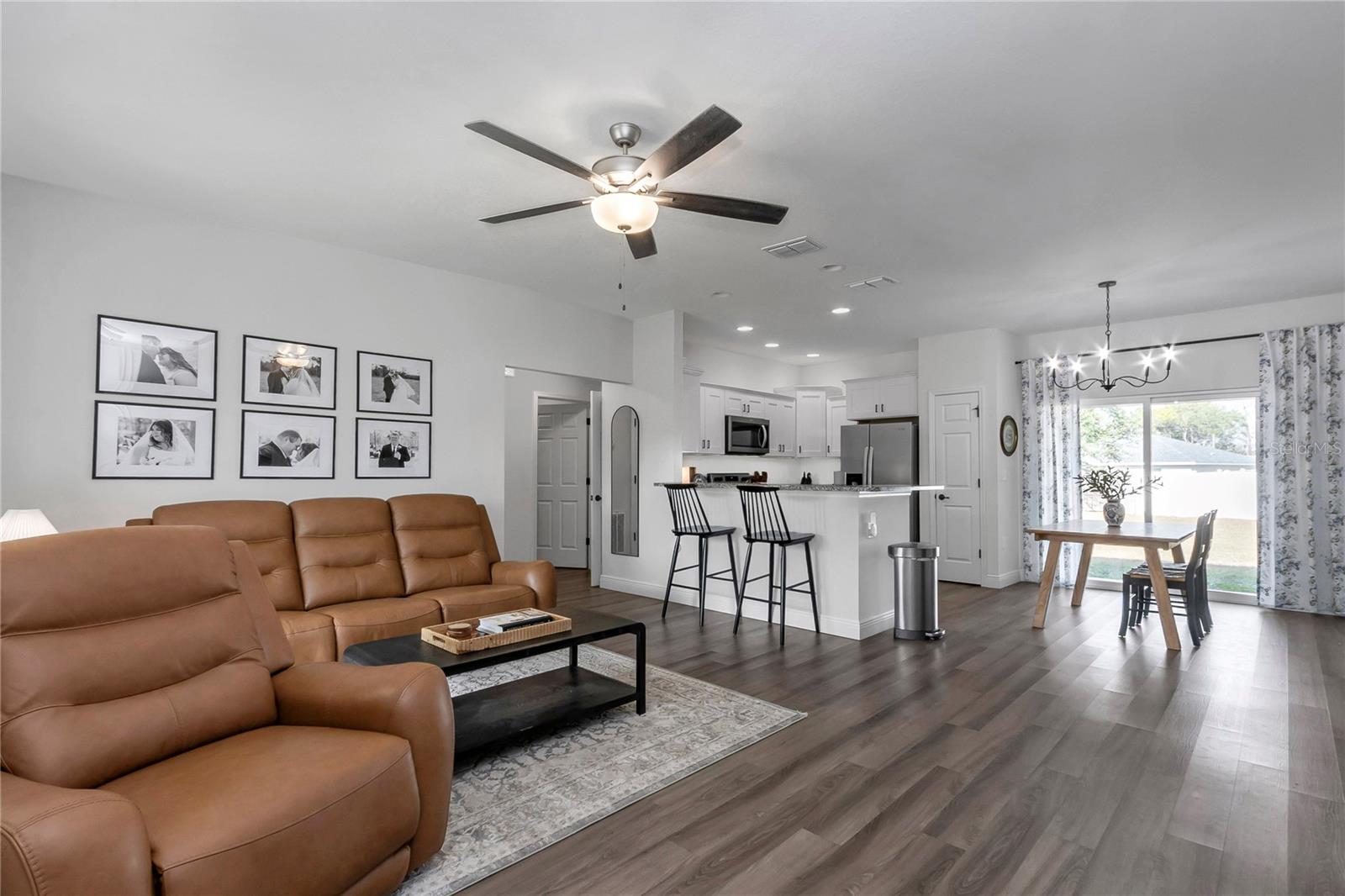 MARION OAKS UN 01 - Residential