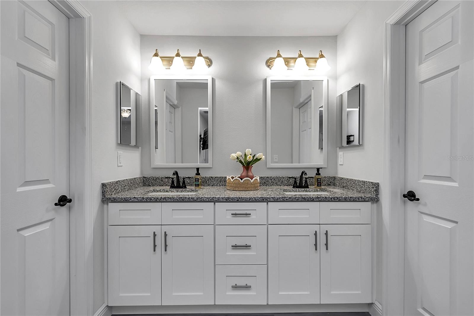 MARION OAKS UN 01 - Residential