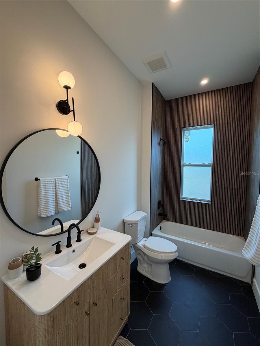 RIVERBEND MANOR - Residential
