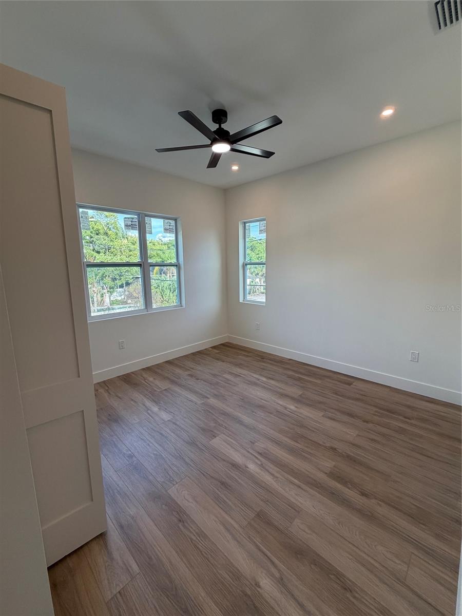 RIVERBEND MANOR - Residential