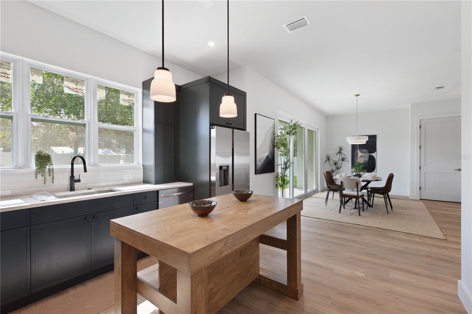 RIVERBEND MANOR - Residential