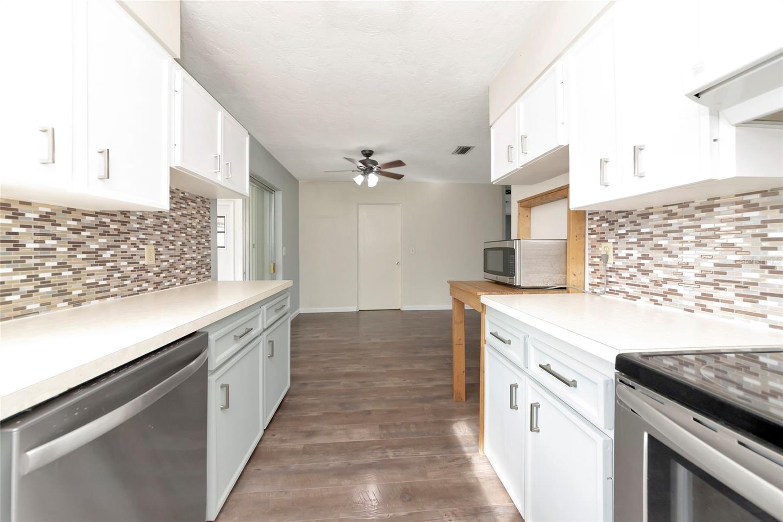 DUDE RANCH ACRES - Residential