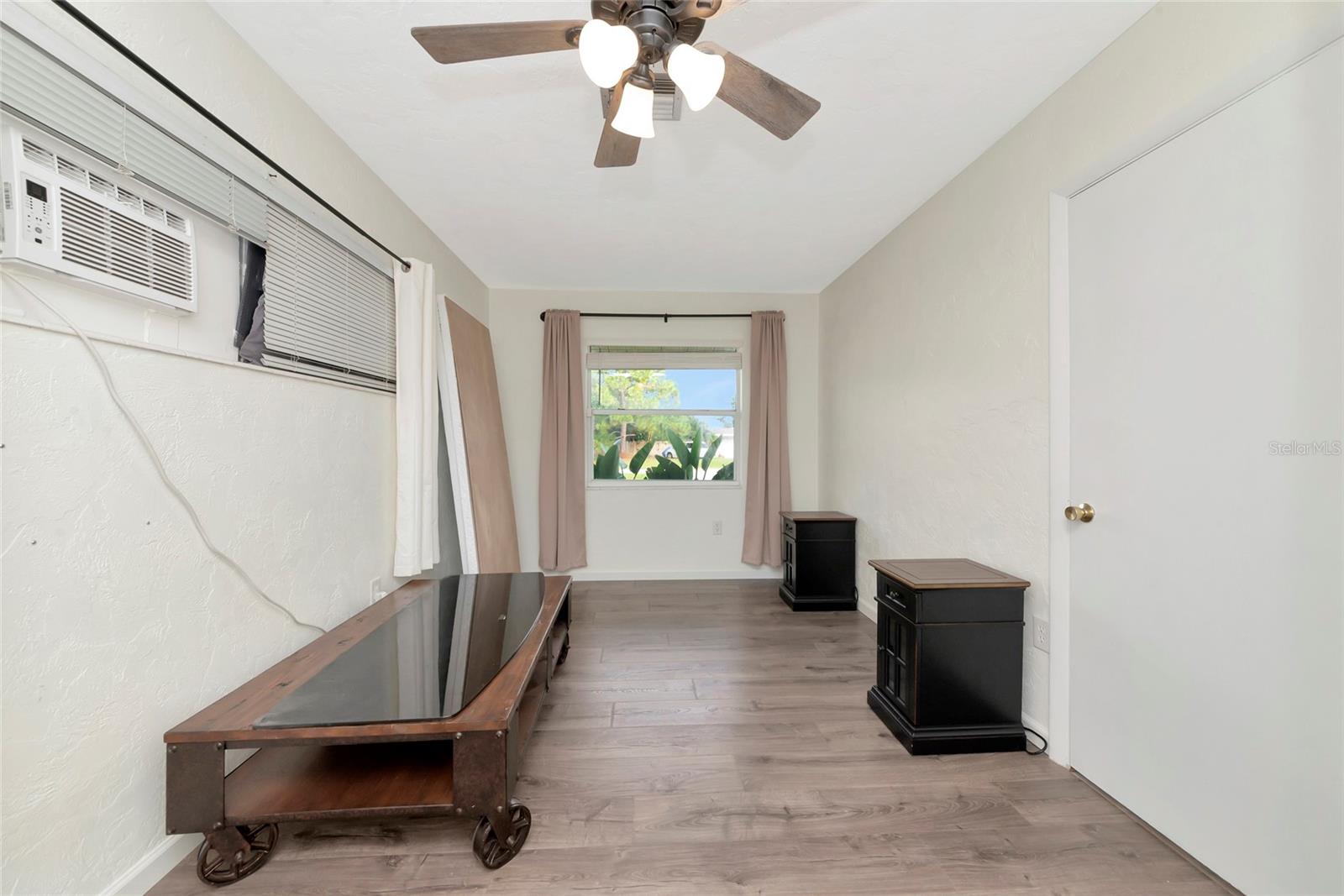 DUDE RANCH ACRES - Residential