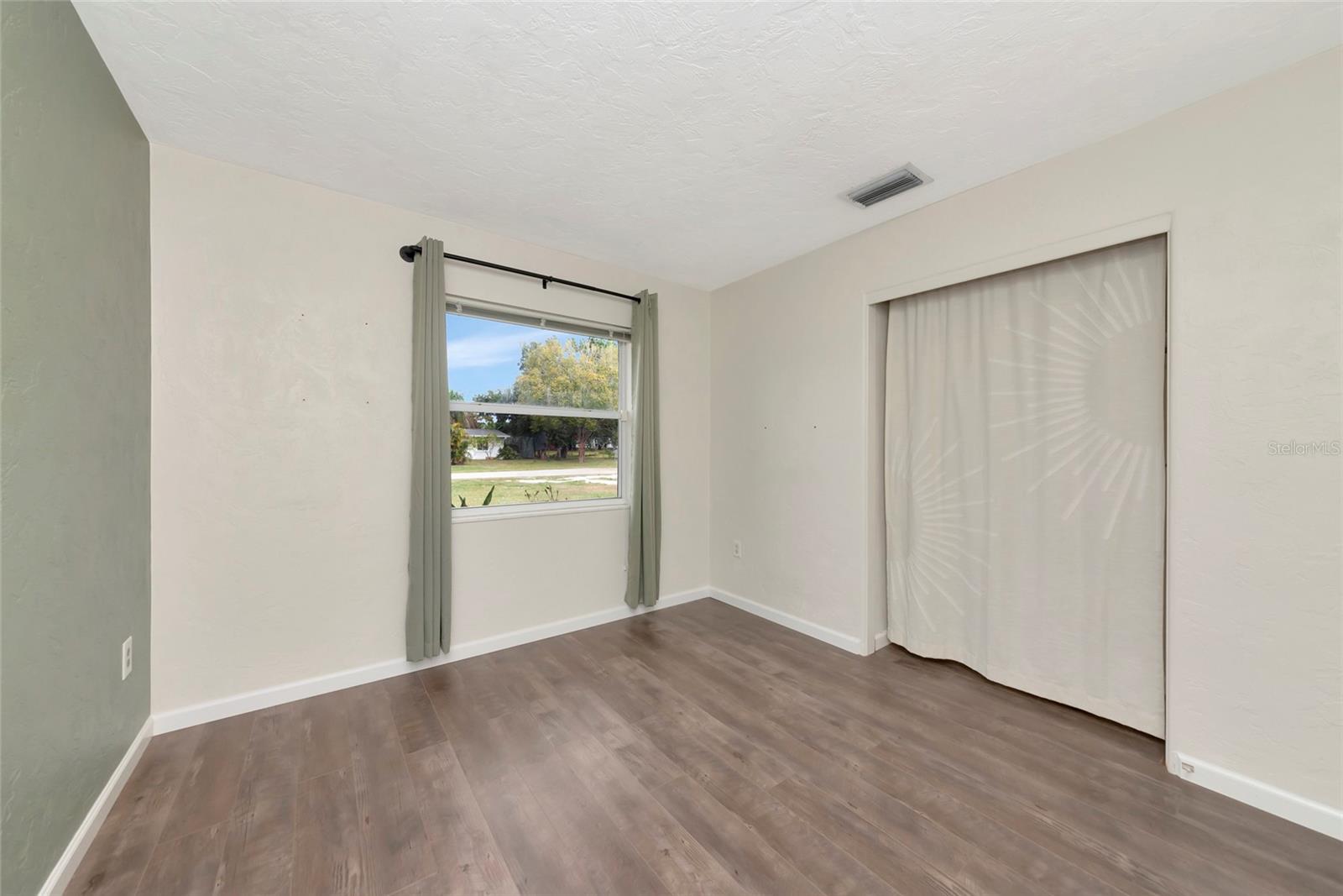 DUDE RANCH ACRES - Residential