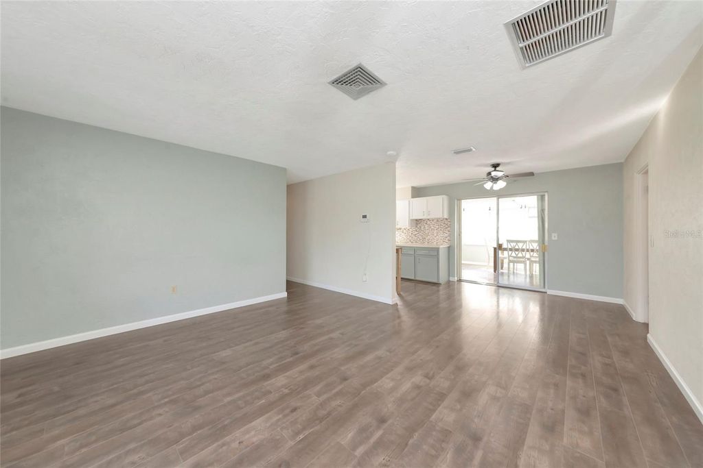 Photo of 6412 47th Avenue E, Bradenton, FL 34203 (MLS # A4670243)