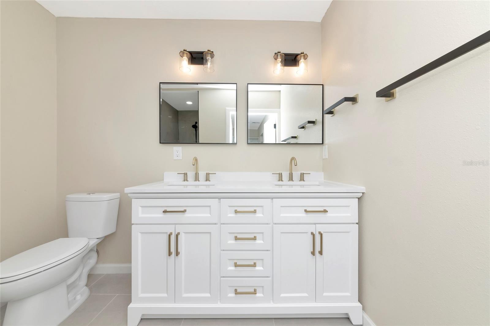 DUDE RANCH ACRES - Residential