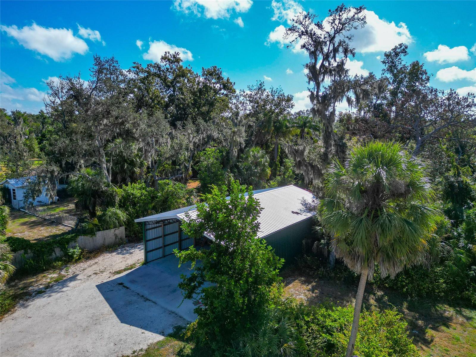 DUDE RANCH ACRES - Residential