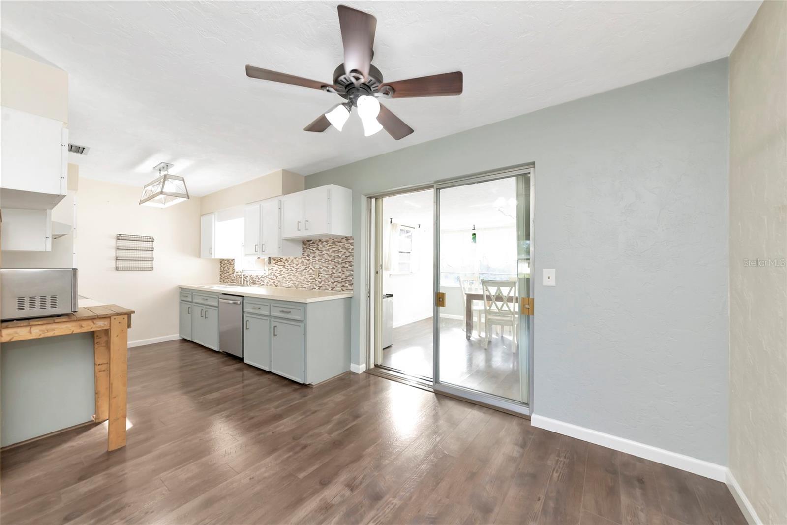 DUDE RANCH ACRES - Residential