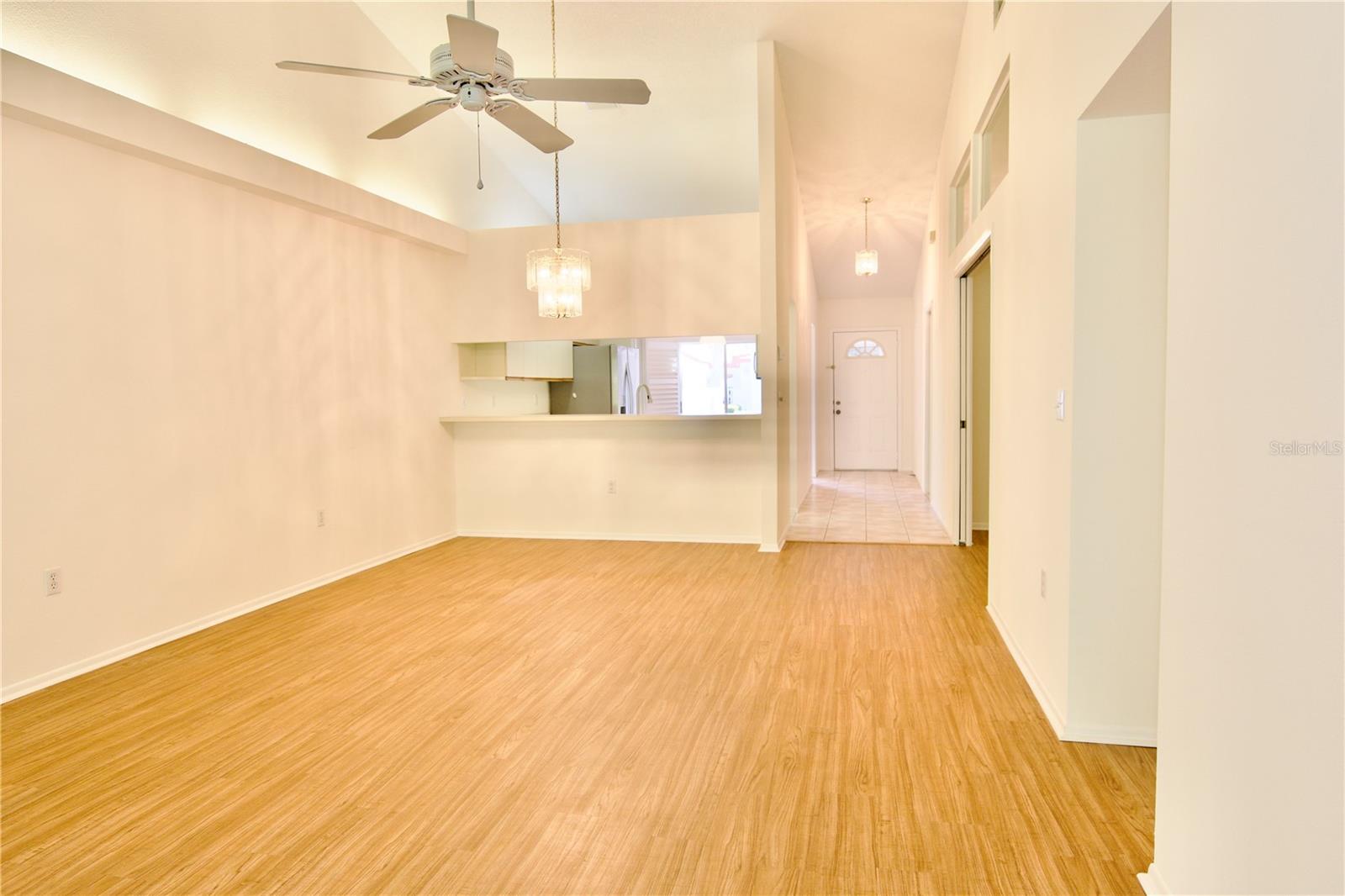 CASA DEL SOL SEC VI - Residential