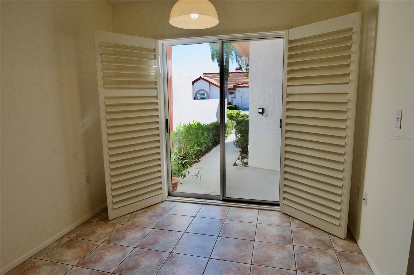 CASA DEL SOL SEC VI - Residential