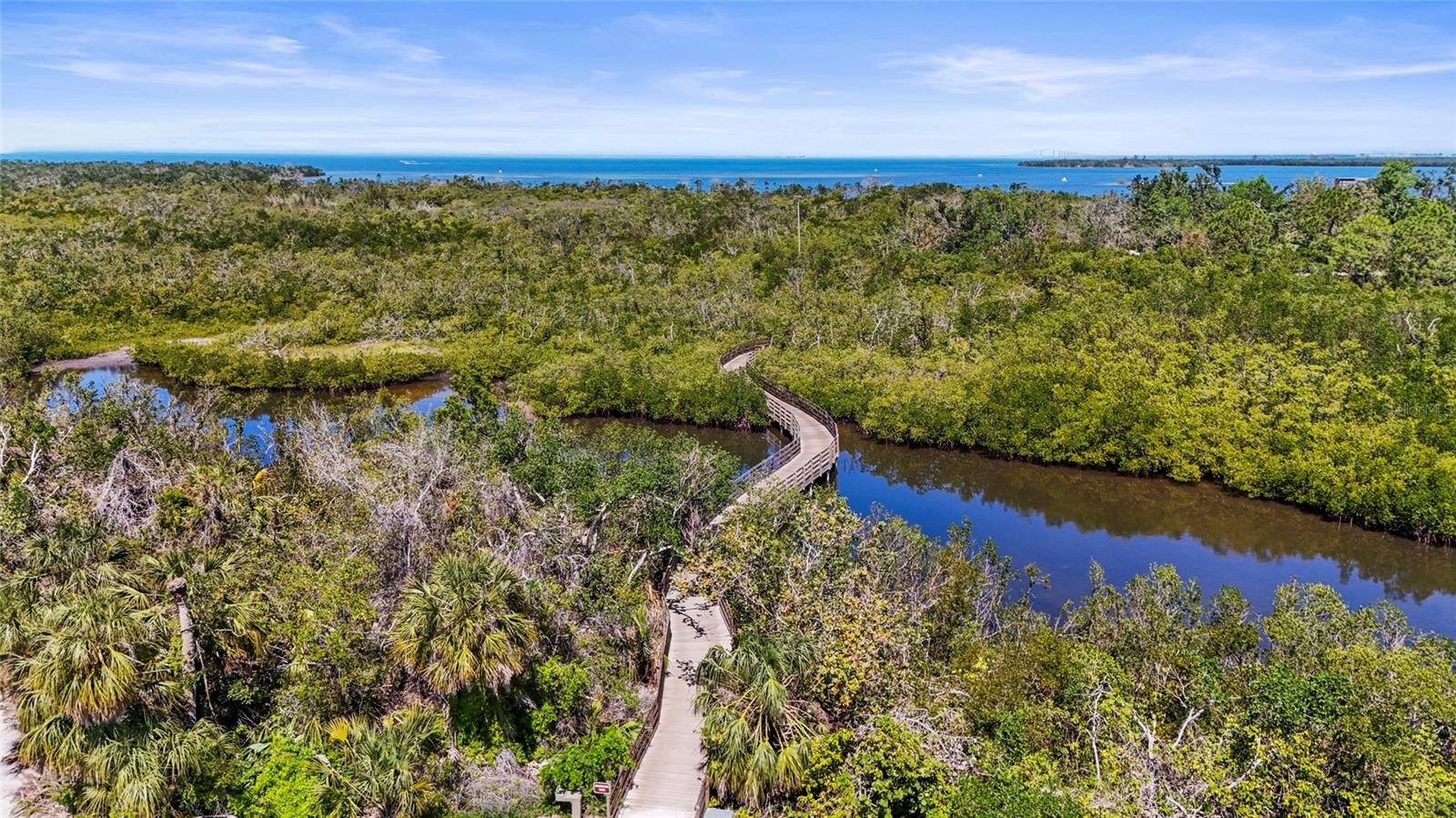 MANGROVE POINT - Residential