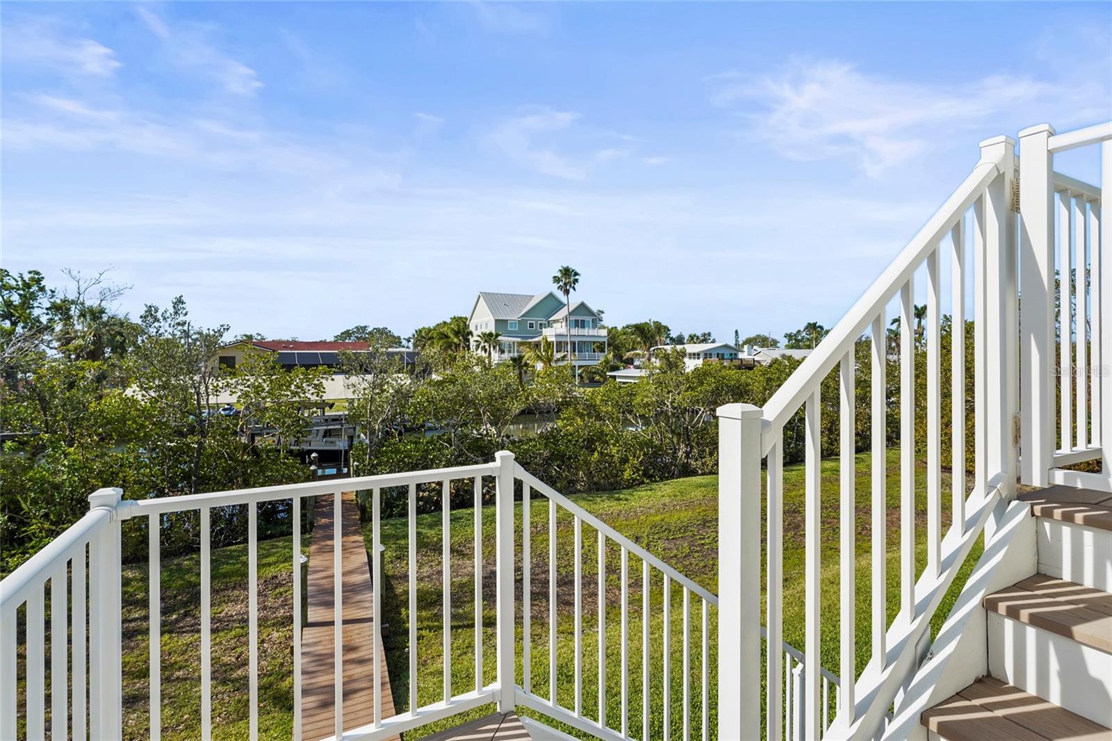 MANGROVE POINT - Residential
