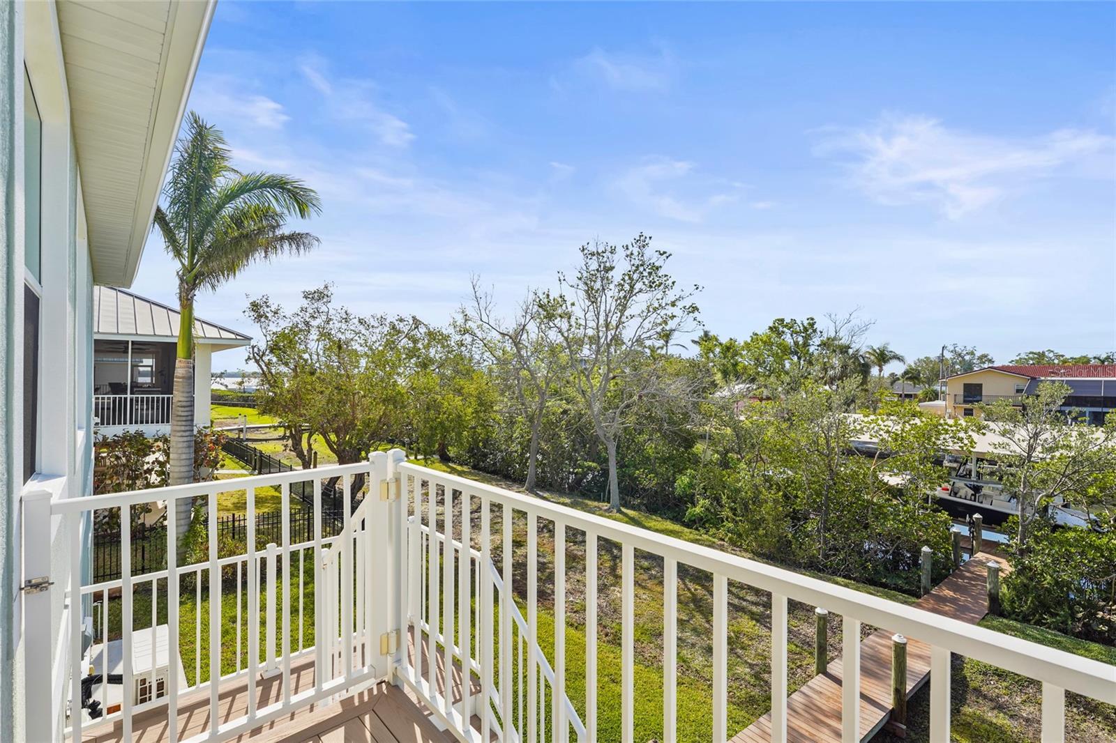 MANGROVE POINT - Residential
