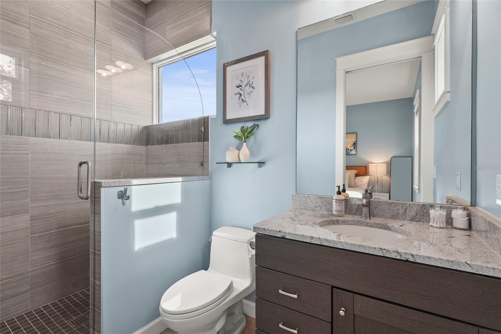 MANGROVE POINT - Residential