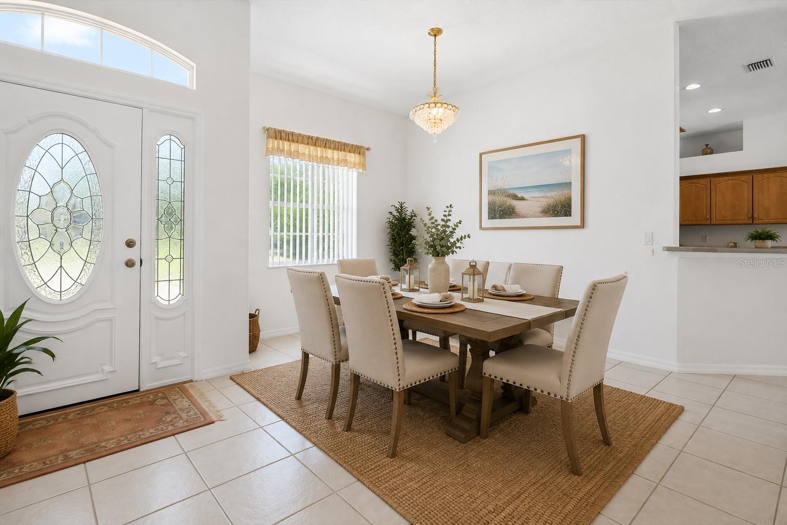 Large kitchen with ample cabinet & counter space!