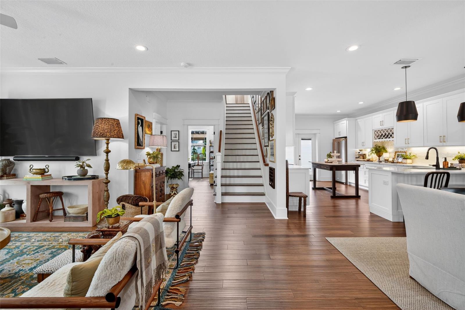 CHELSEA - Residential