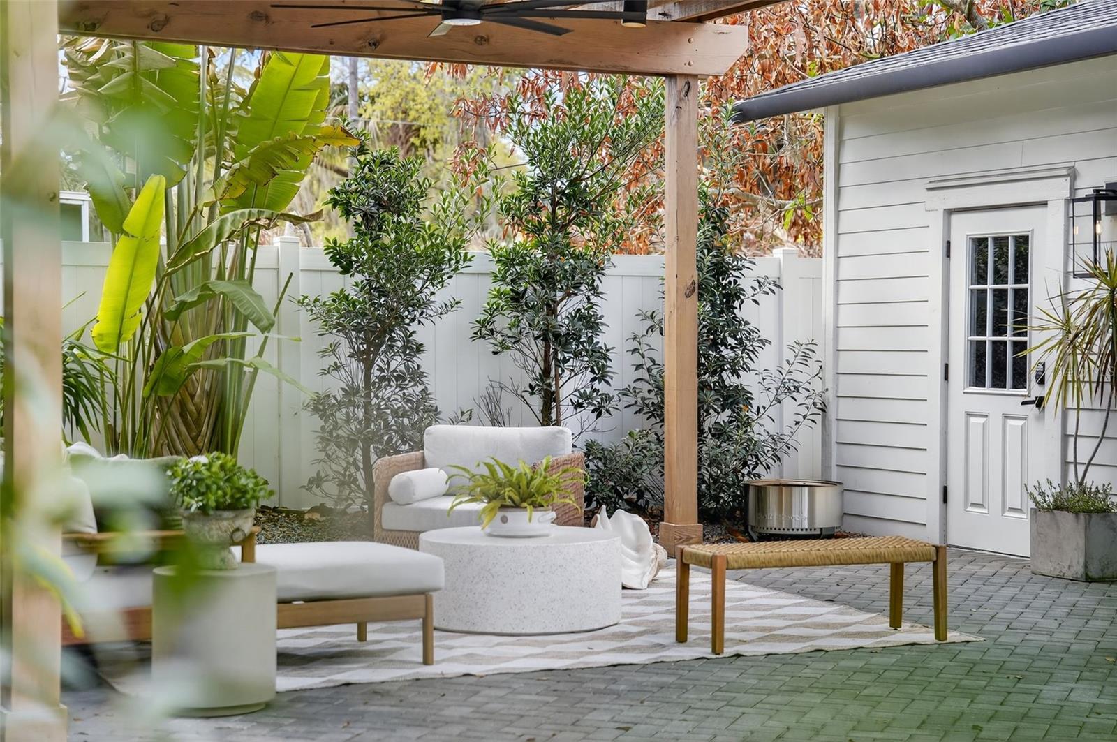 CHELSEA - Residential