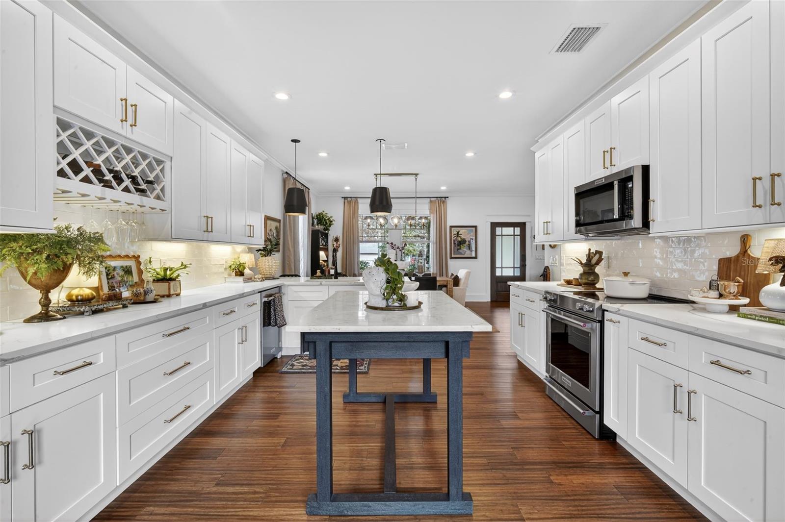 CHELSEA - Residential