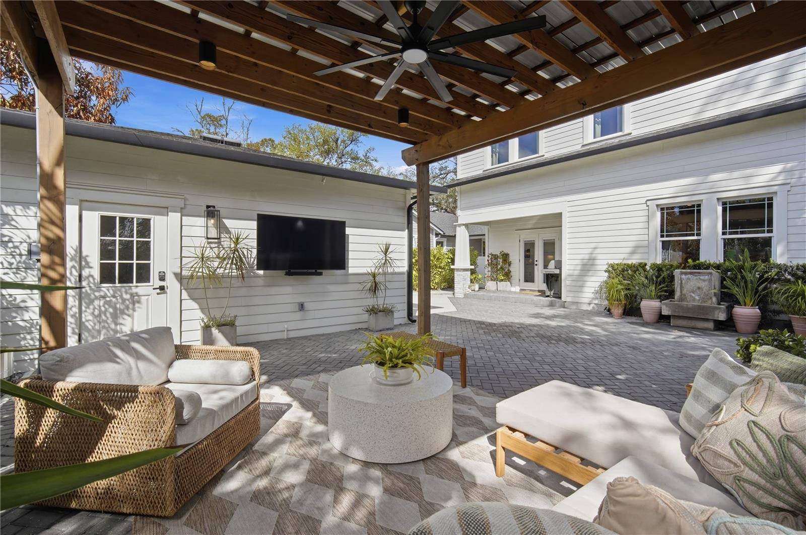 CHELSEA - Residential