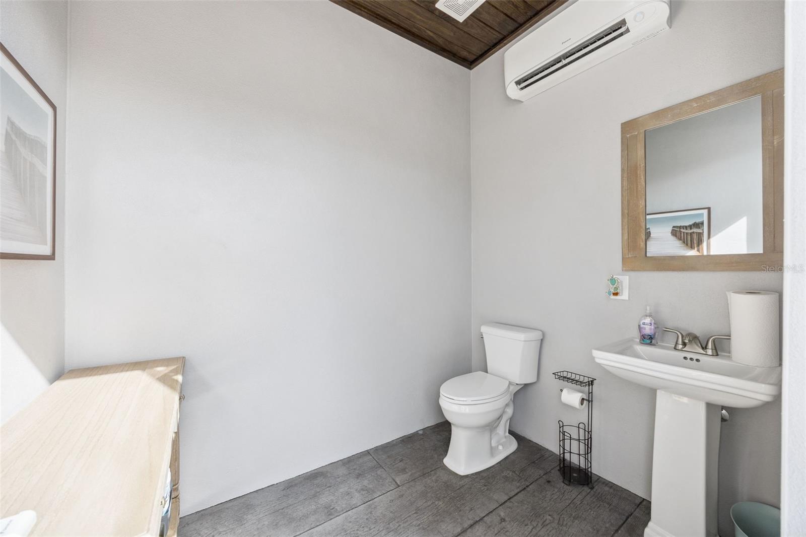 BAY LAKE RANCH UNIT 1 - Residential