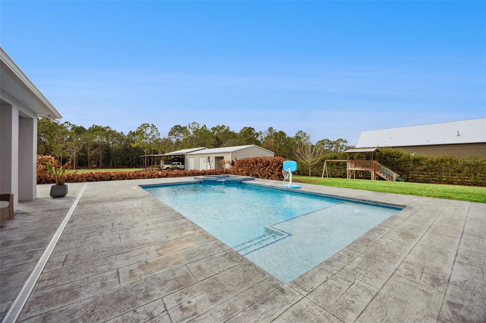 BAY LAKE RANCH UNIT 1 - Residential