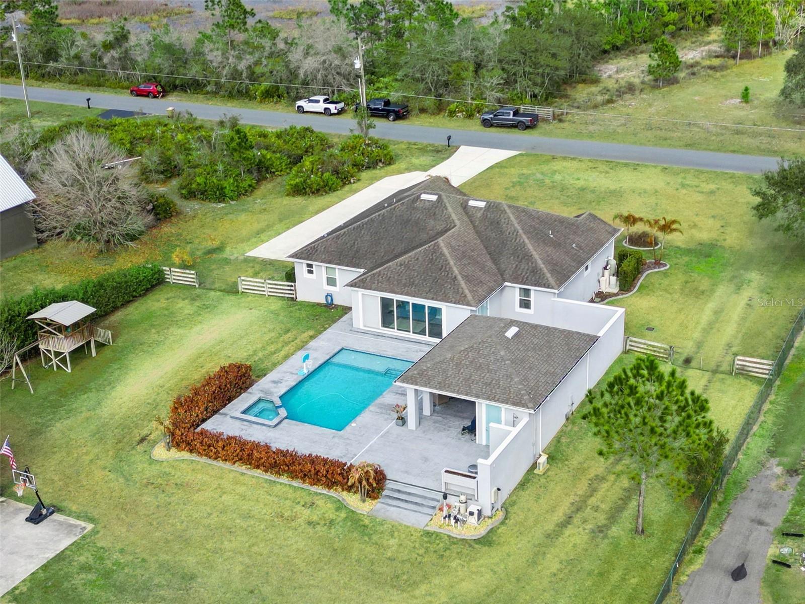 BAY LAKE RANCH UNIT 1 - Residential