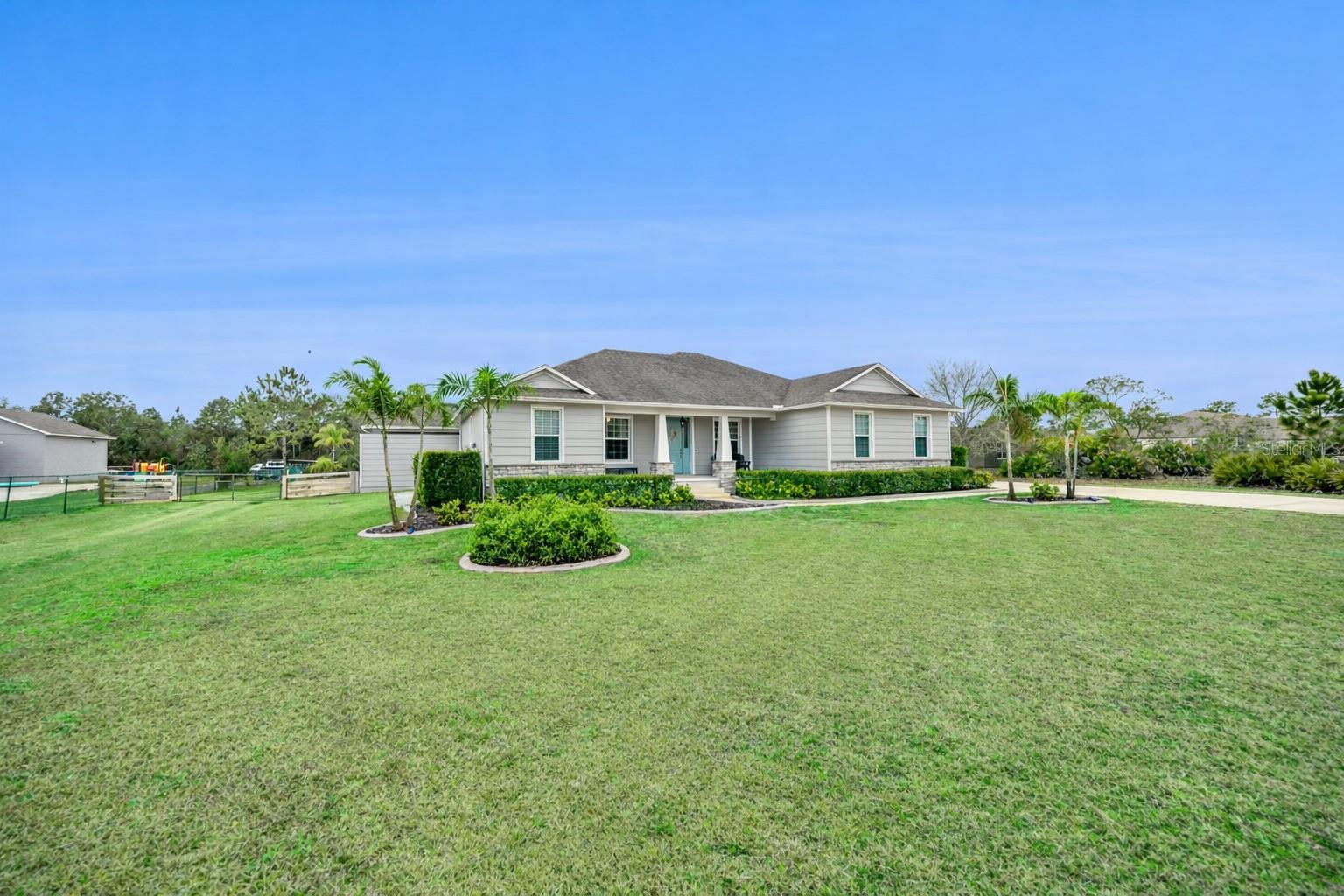 BAY LAKE RANCH UNIT 1 - Residential