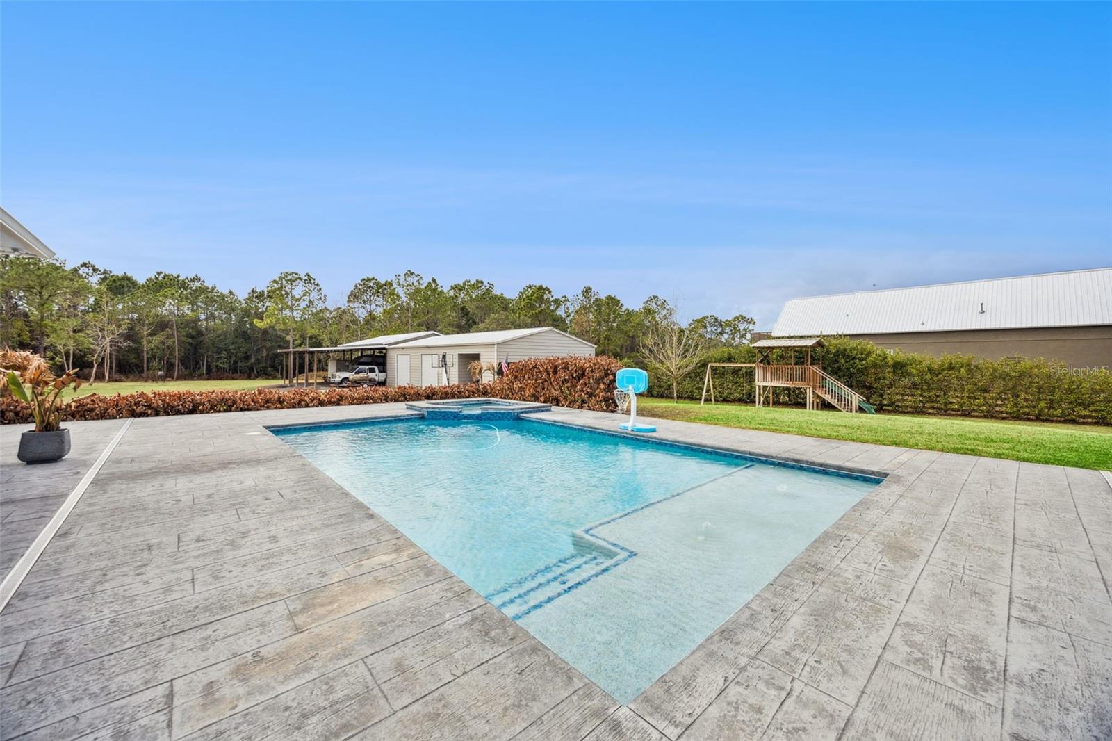 BAY LAKE RANCH UNIT 1 - Residential