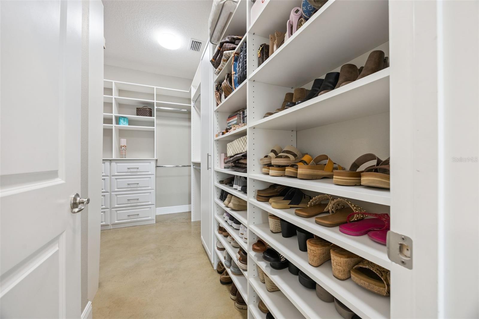 BAY LAKE RANCH UNIT 1 - Residential