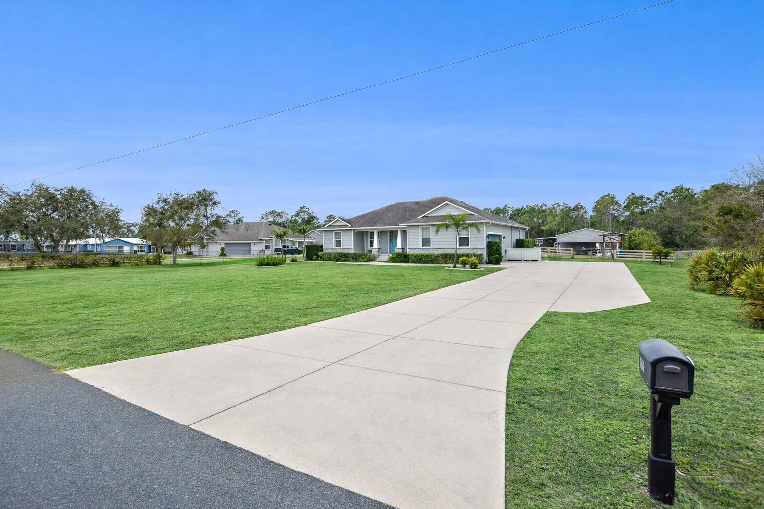 BAY LAKE RANCH UNIT 1 - Residential